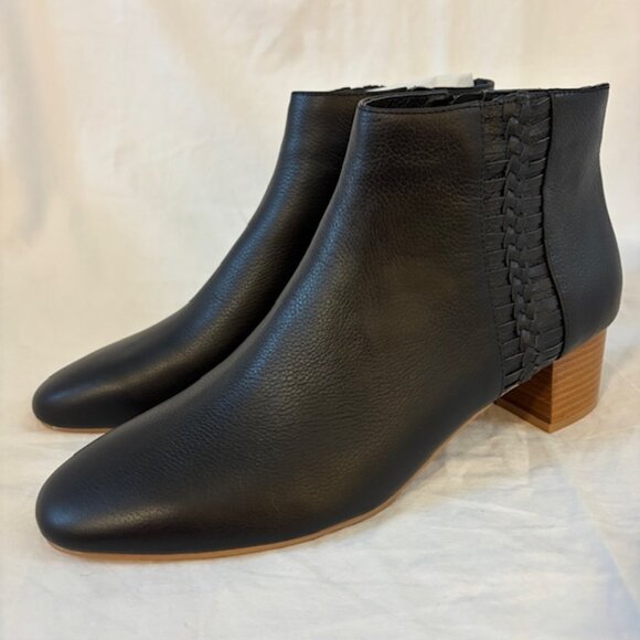NWOB Jack Rogers "Tinsley" Black Leather Ankle Bootie, Size 11M - Picture 1 of 12